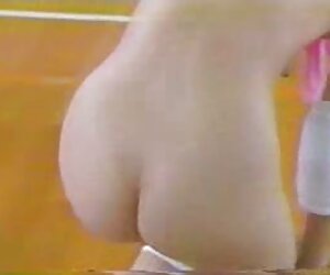 Jay romantik sex videosu Mac Sophie Leon'u farklı şekillerde kaldırıyor ama anal seks için çok dikkat ediyor